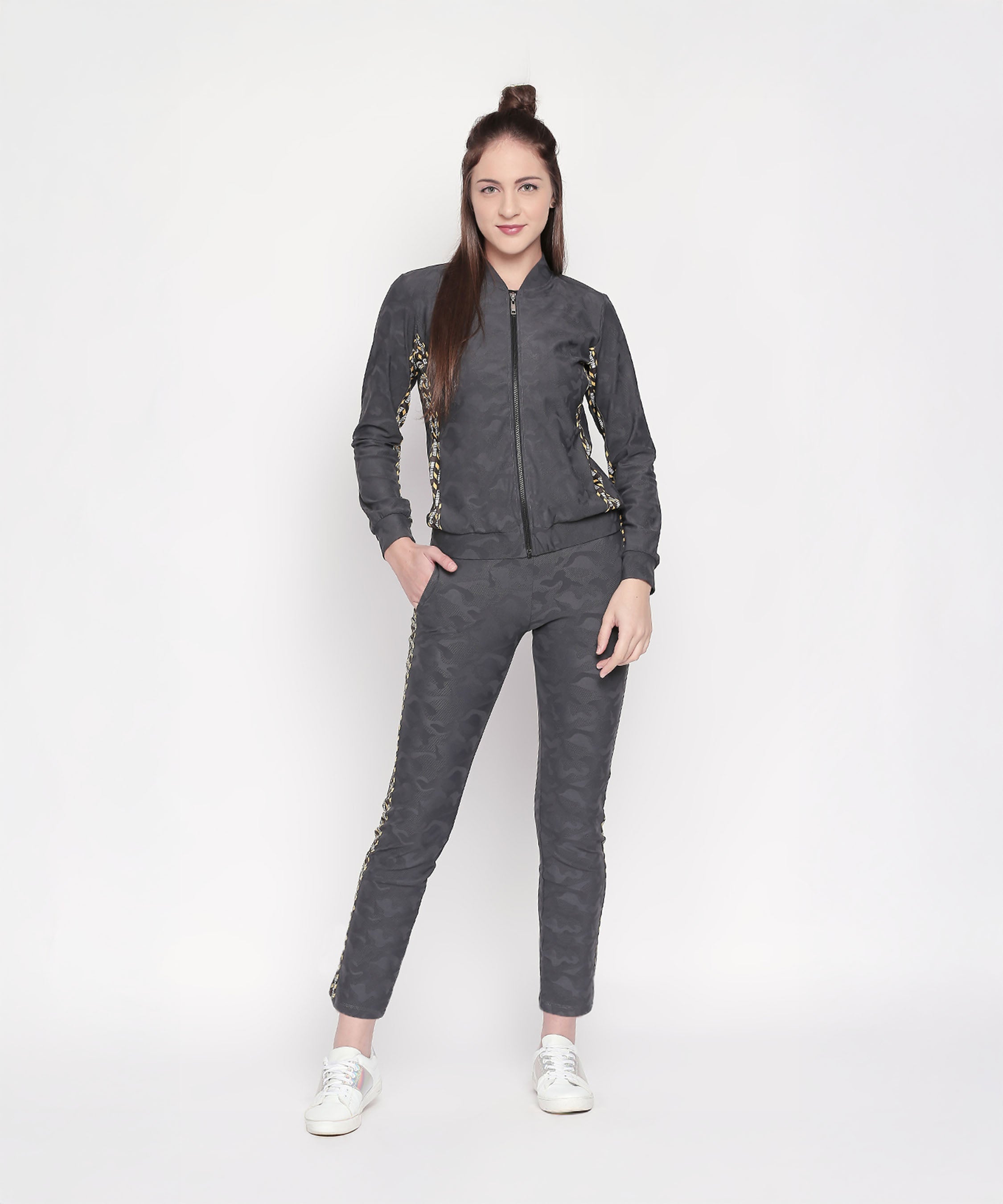 Active Wear Printed Jacket in Grey