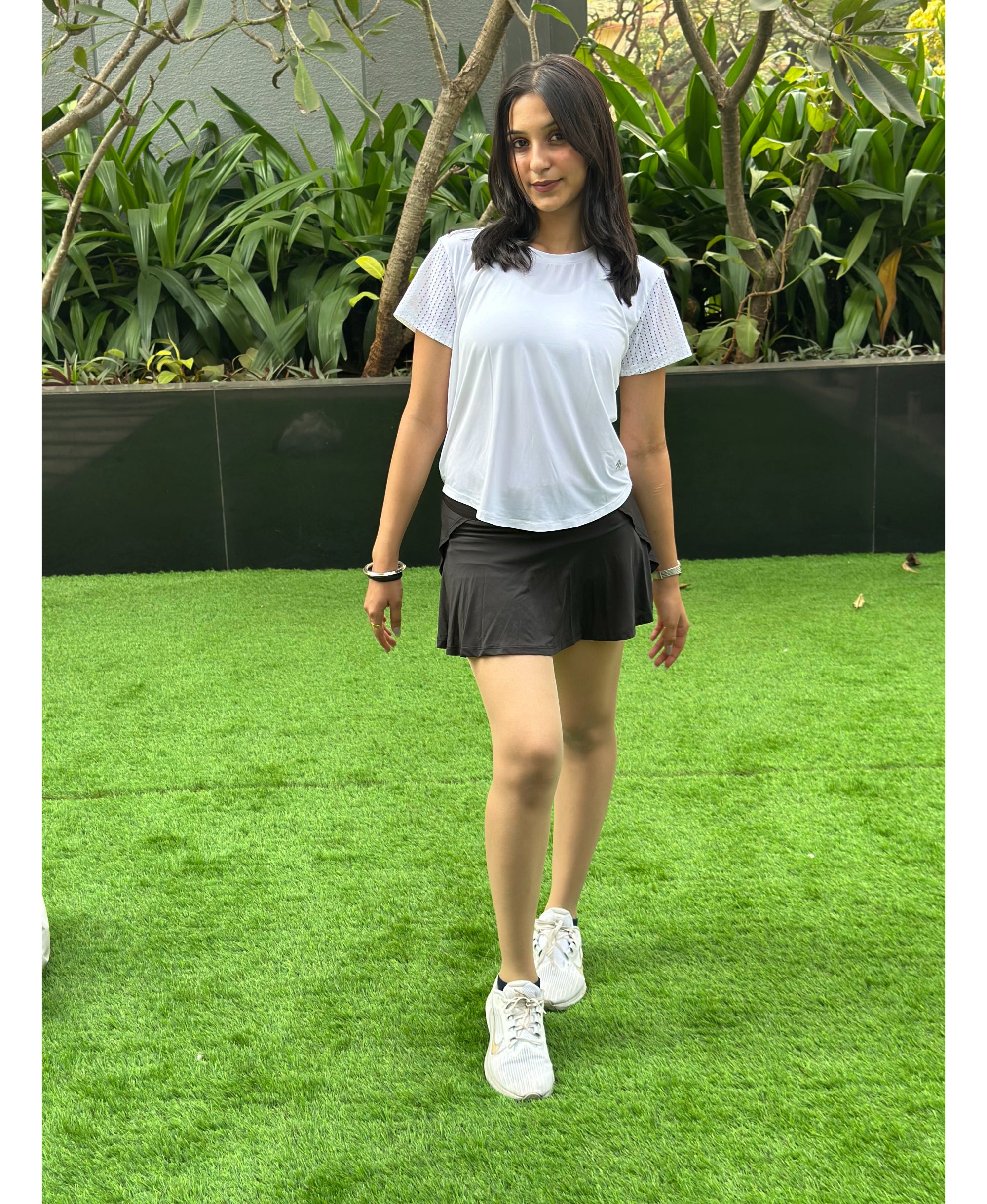 White Tshirt with netted back detail