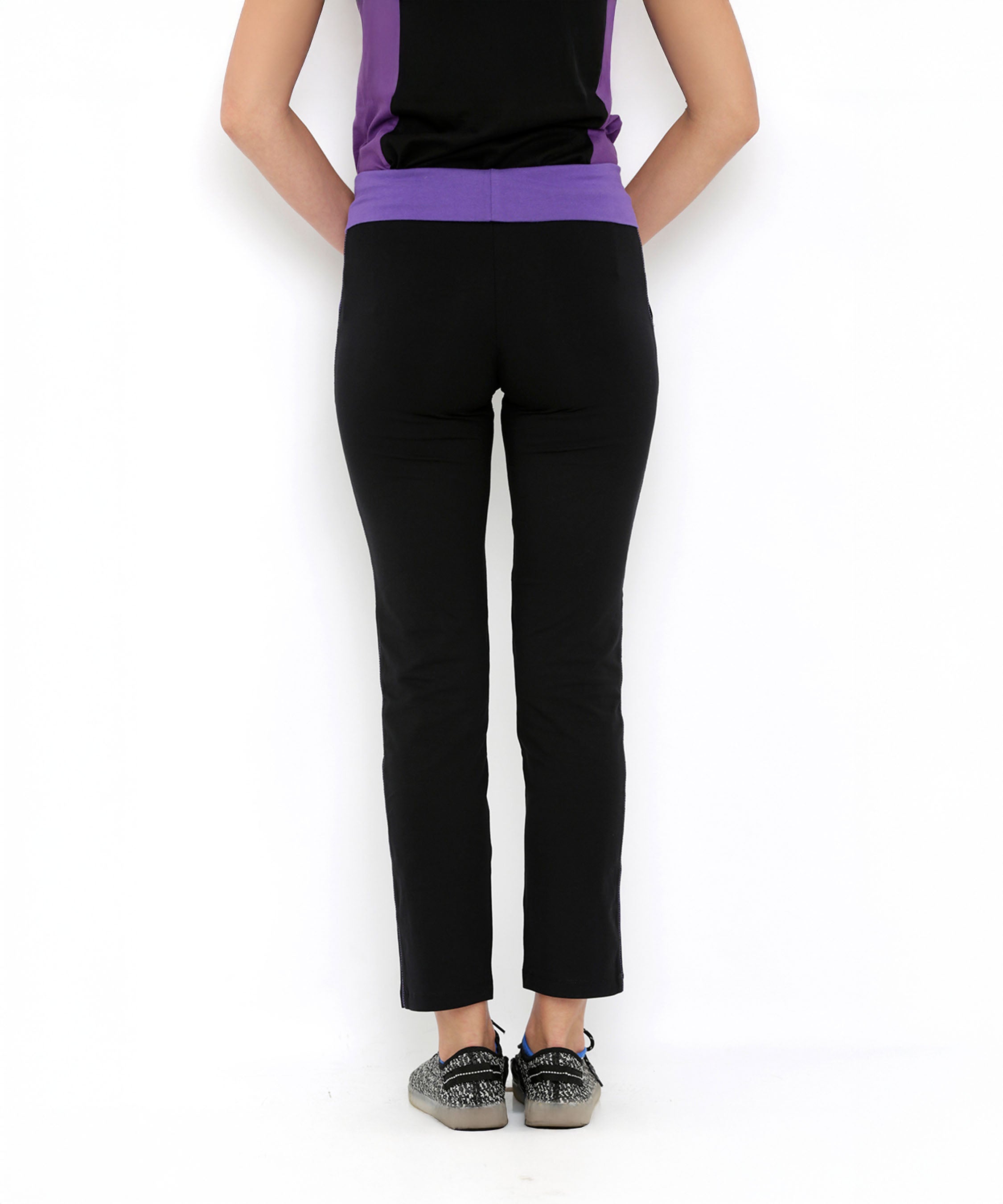 Regular Fit Trackpants TLC05