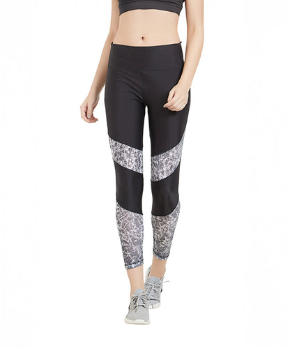 Women Tight Fit Polyester Sports Tights