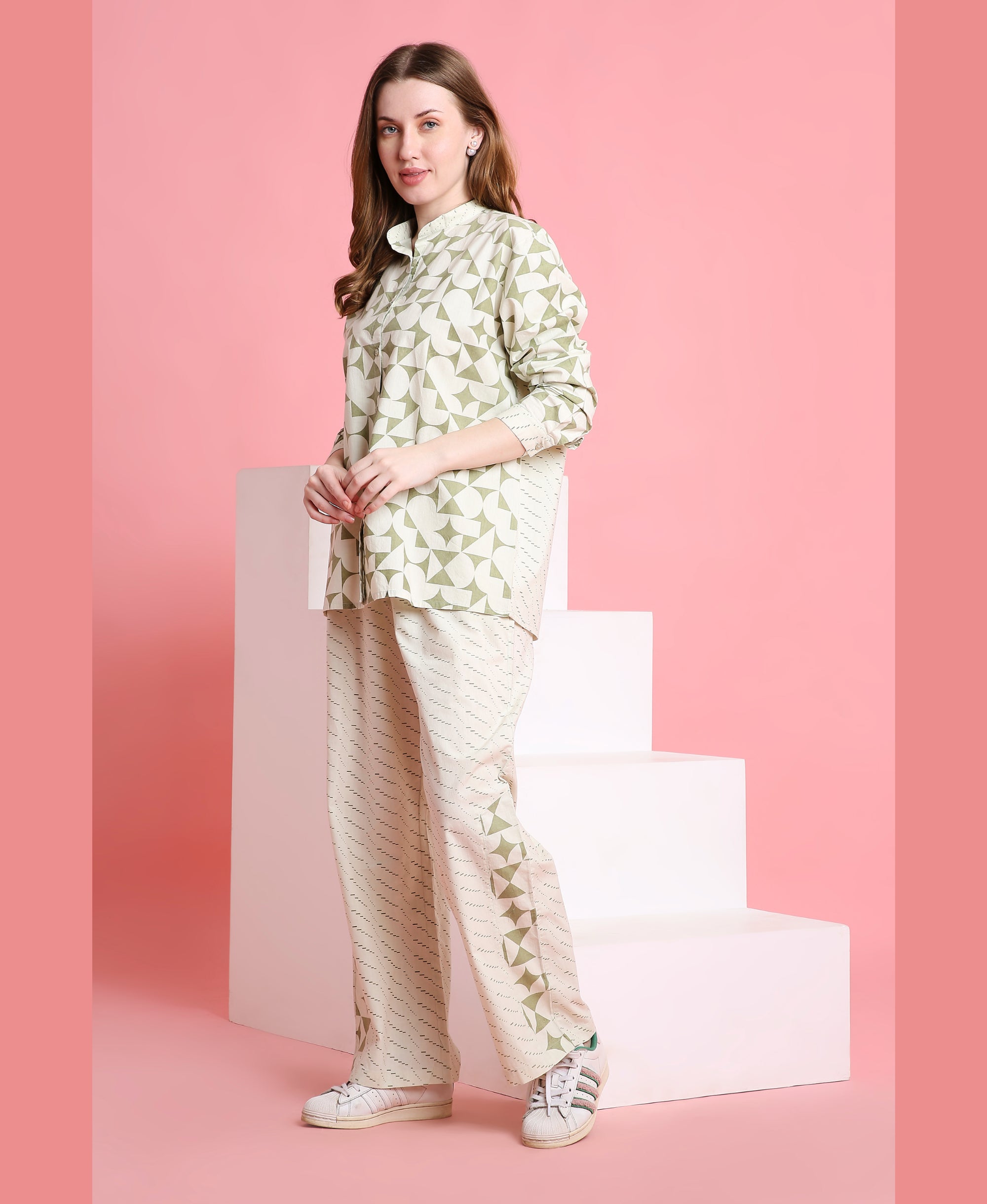 Olive Cubes Print Lounge Set