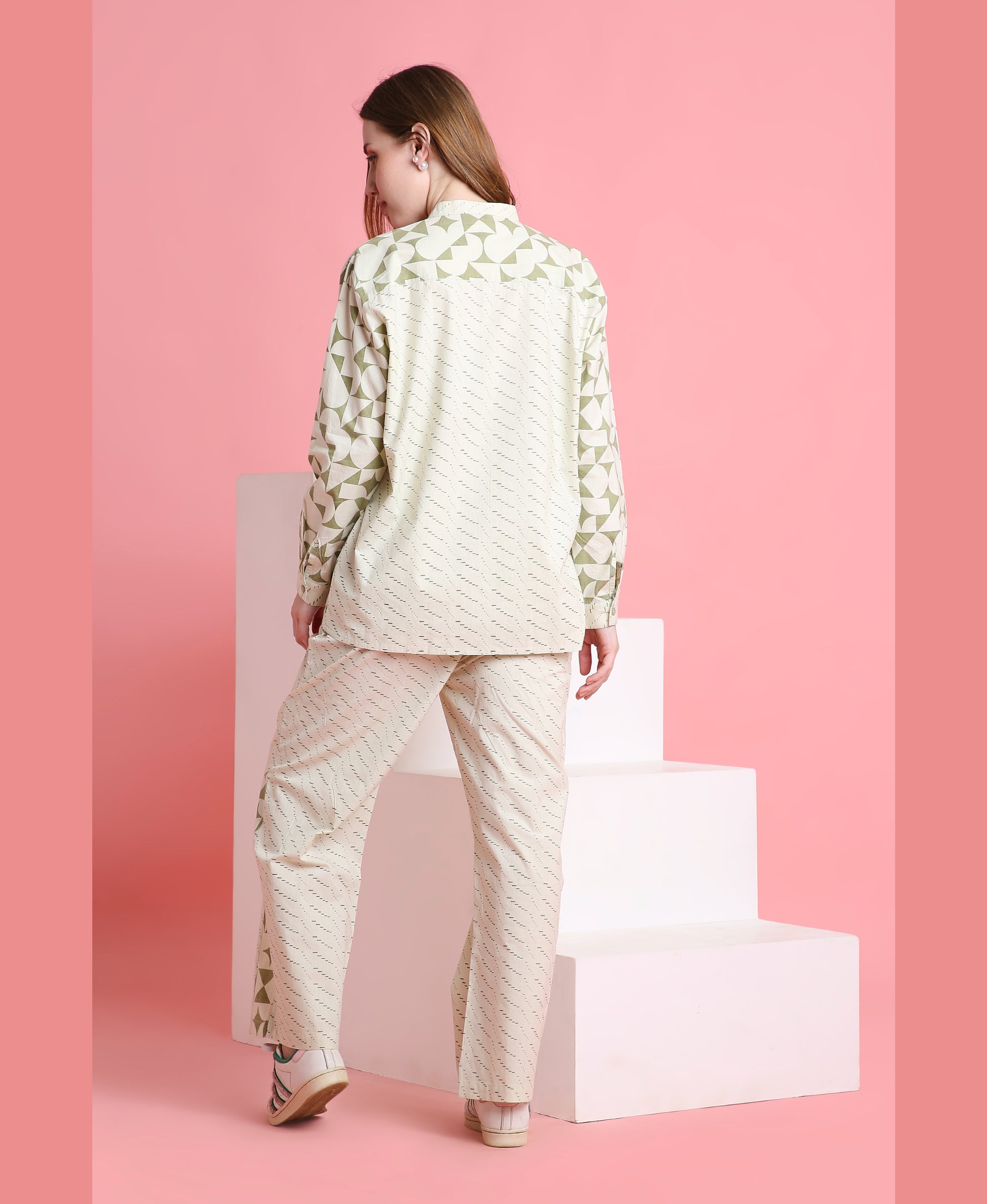 Olive Cubes Print Lounge Set